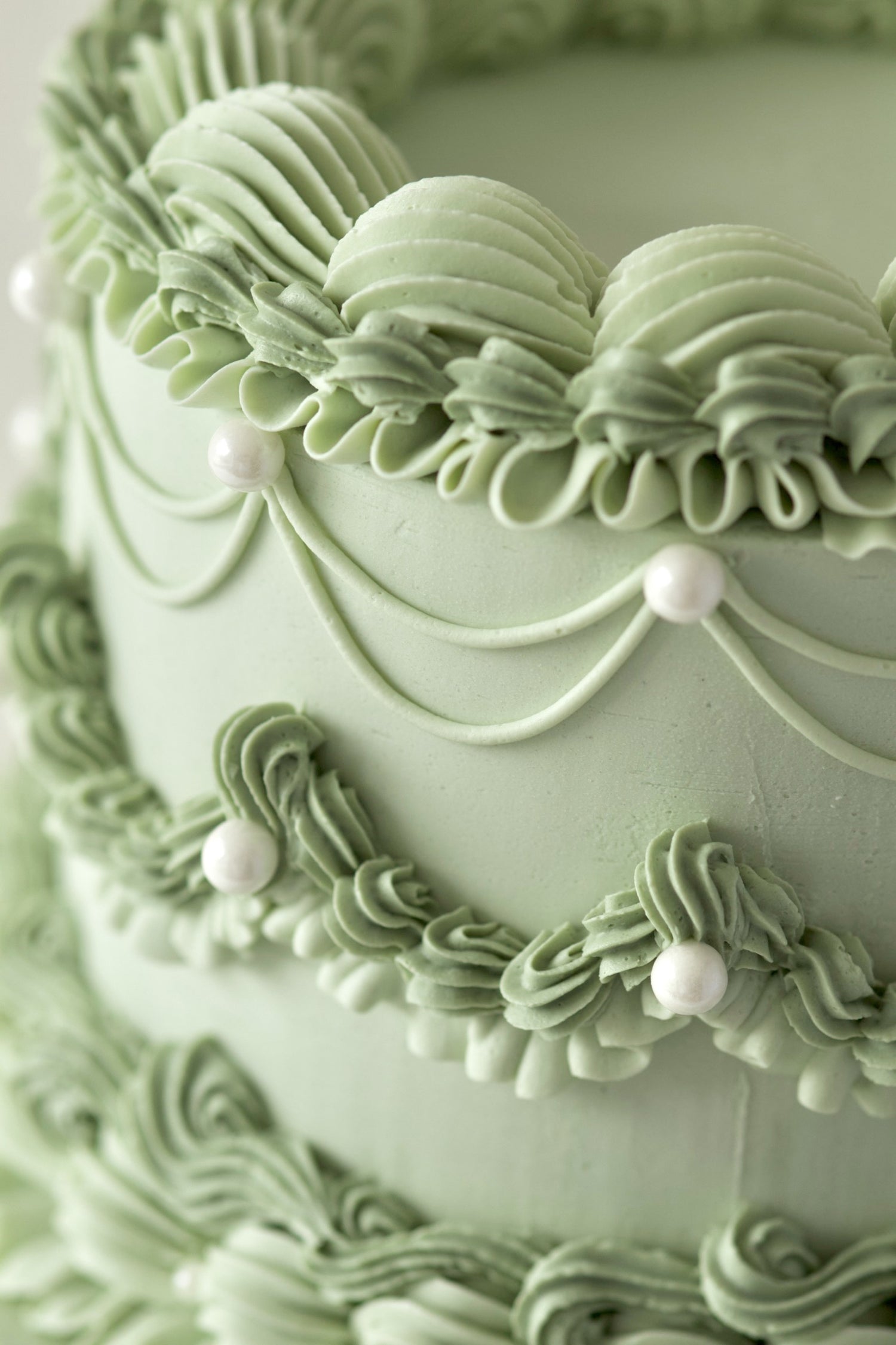 Green vintage wedding cake