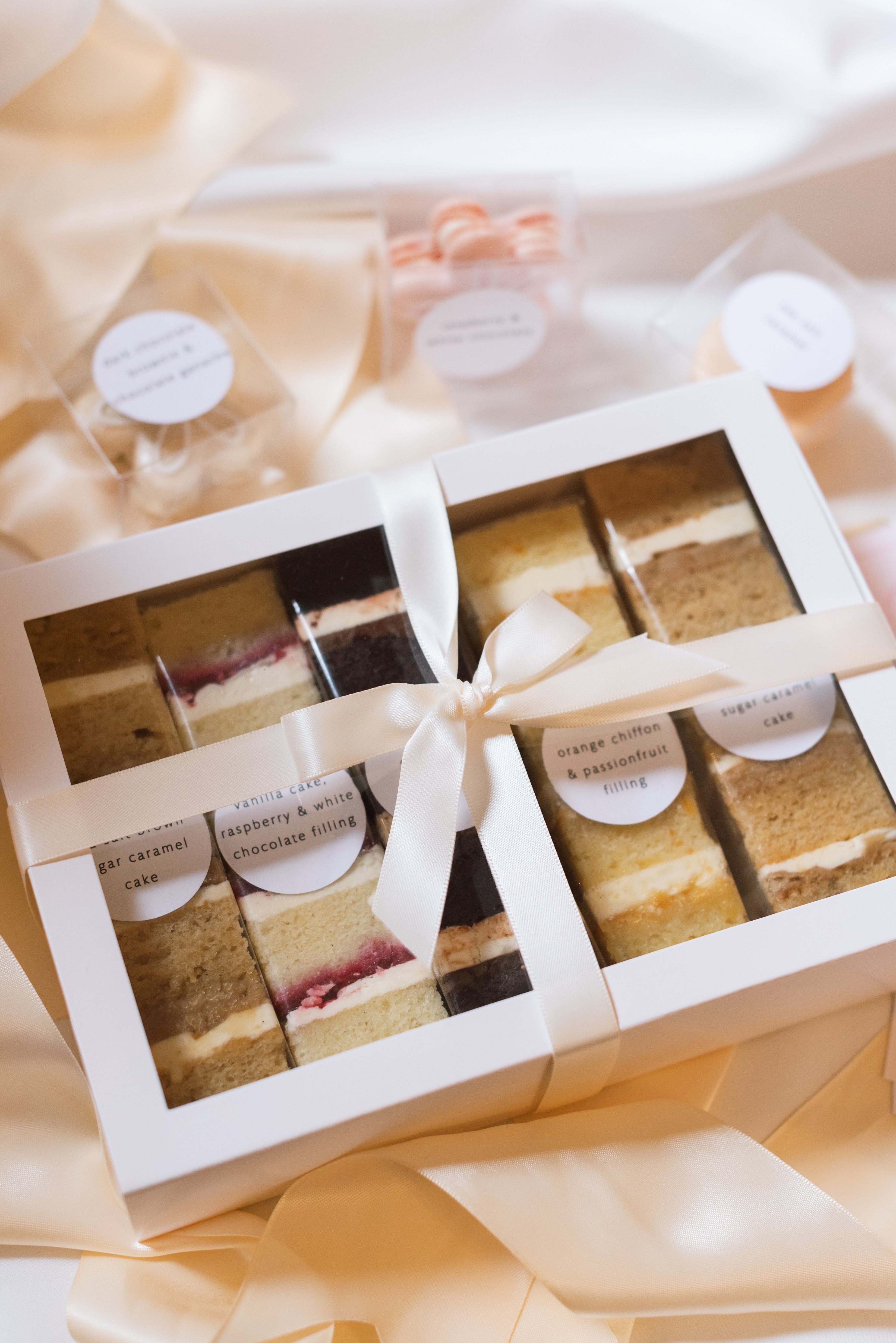 Cake Tasting Sample Box | Bake Bar Miami